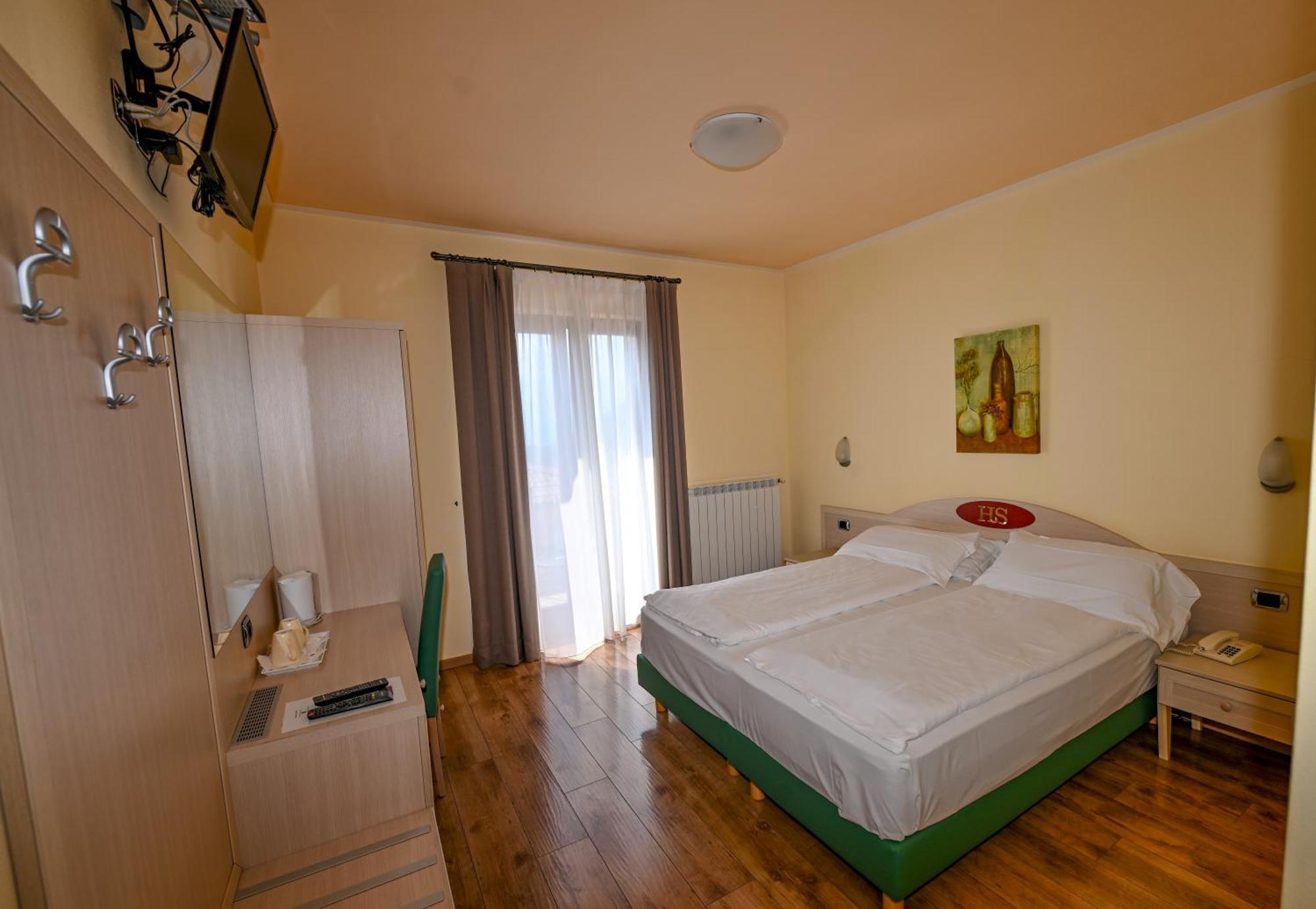 Hotel La Fenice E Sole Tremosine Ngoại thất bức ảnh