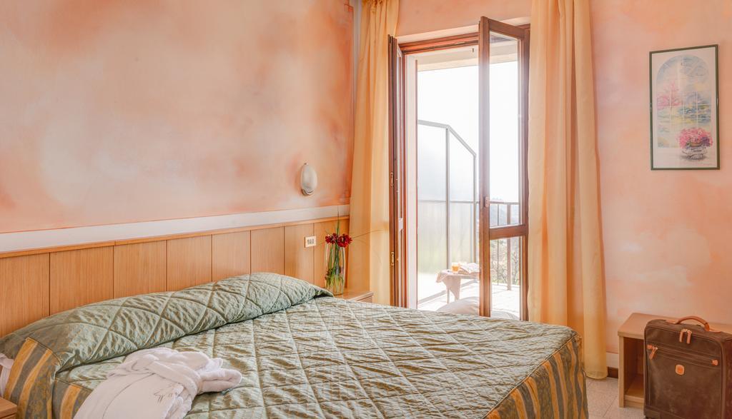 Hotel La Fenice E Sole Tremosine Ngoại thất bức ảnh